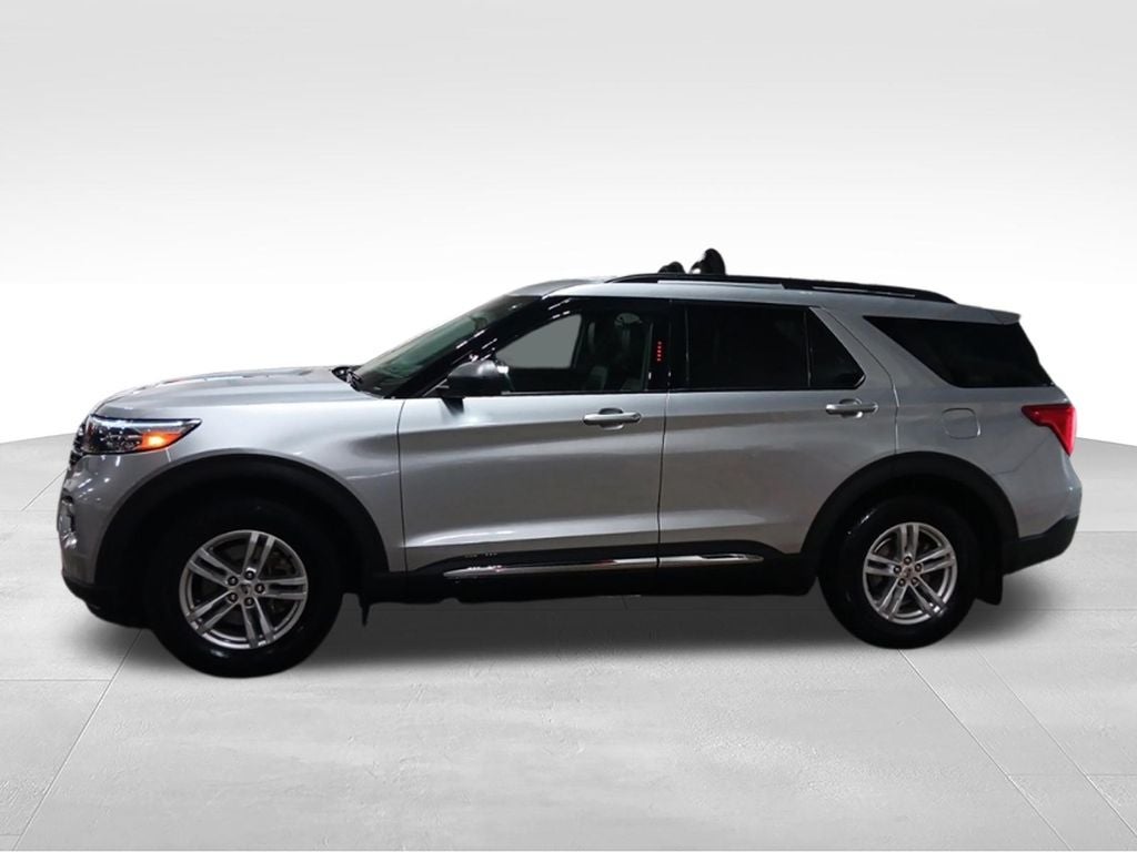 2020 Ford Explorer — interior view