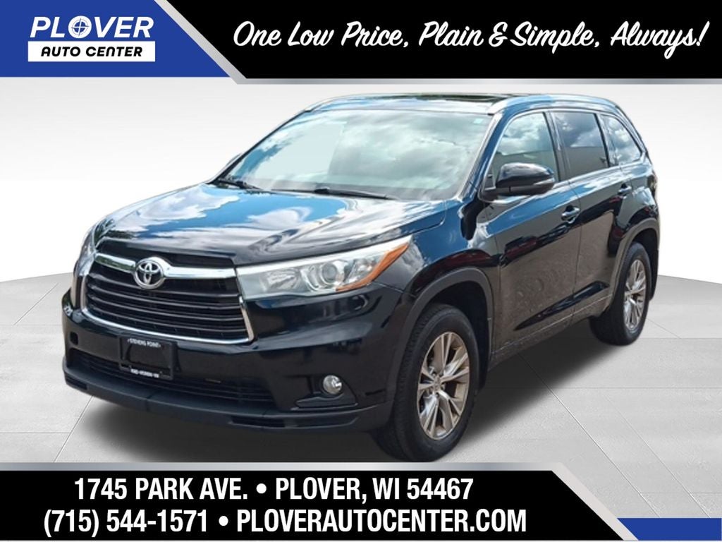2015 Toyota Highlander XLE in Attitude Black Metallic — front three-quarter view
